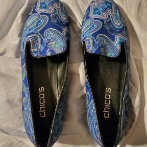 Chicos paisley flats